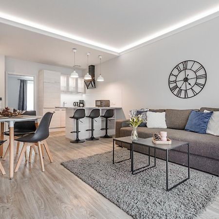La Playa Apartments - Sopocka Rezydencja โซพอต ภายนอก รูปภาพ